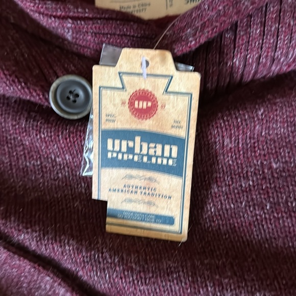 Urban pipeline maroon sweater - Picture 3 of 4